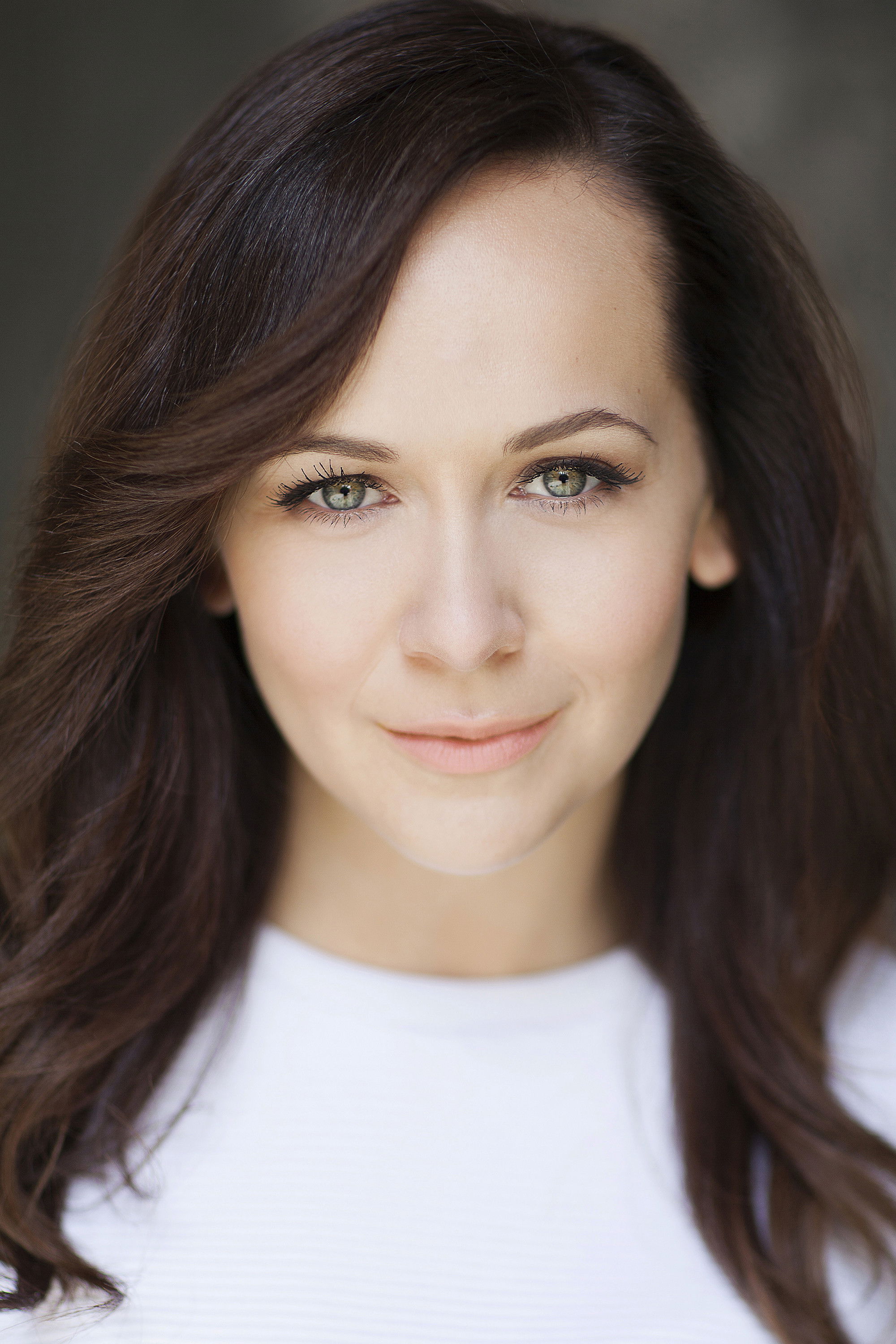 Savannah Stevenson backdrop