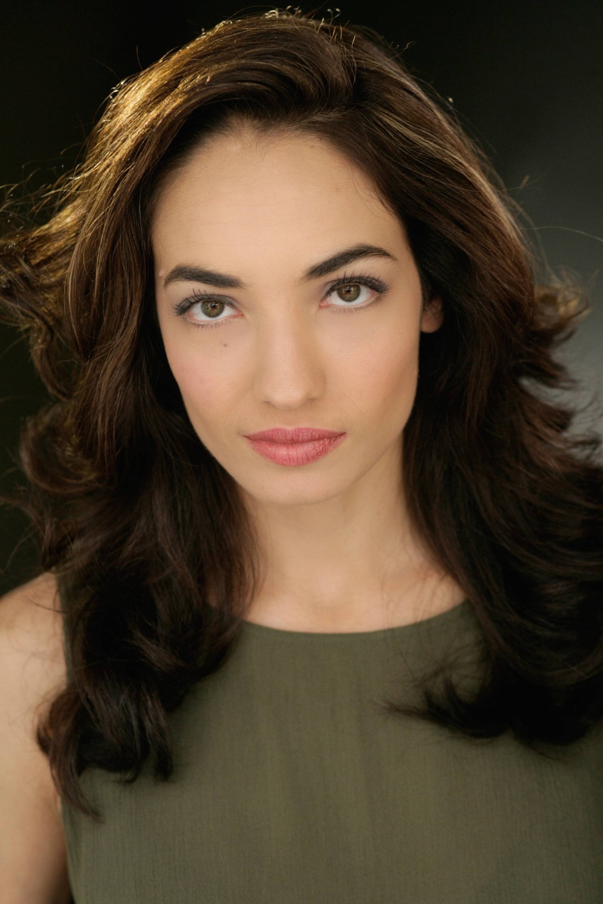 Christina Jolie Breza backdrop