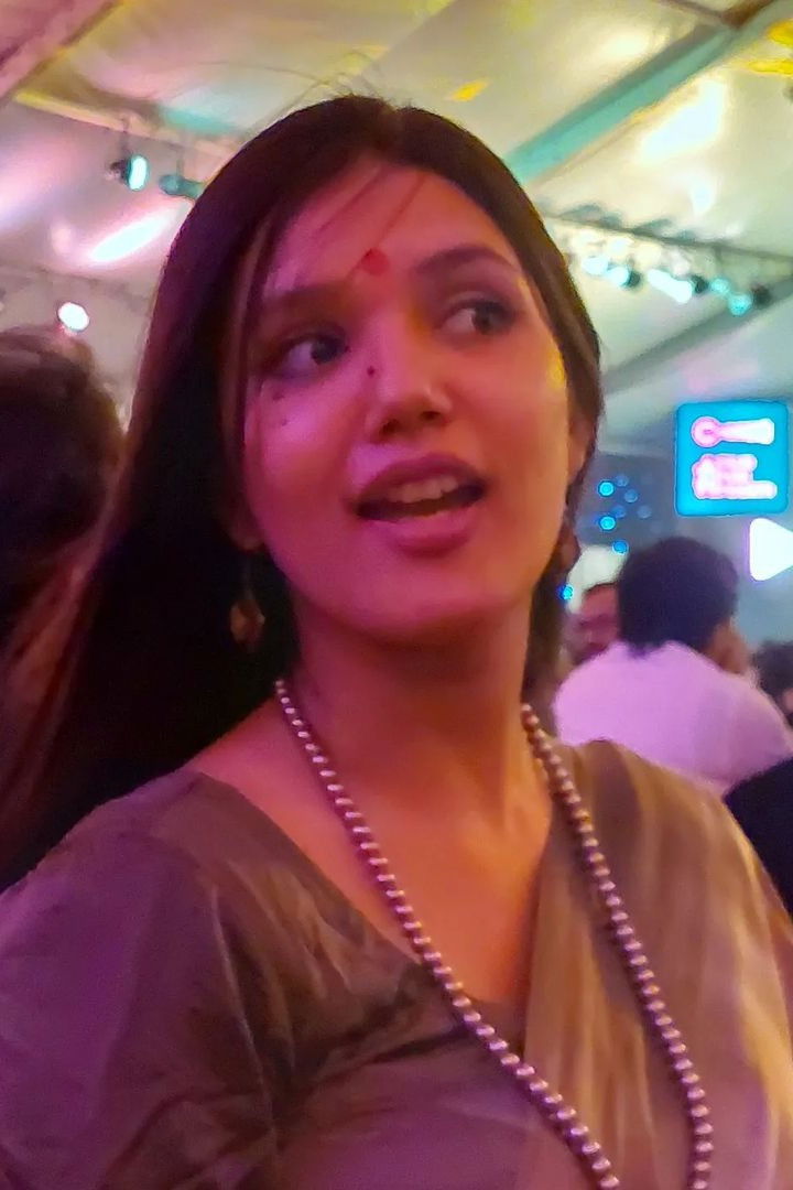 Masuda Khan backdrop