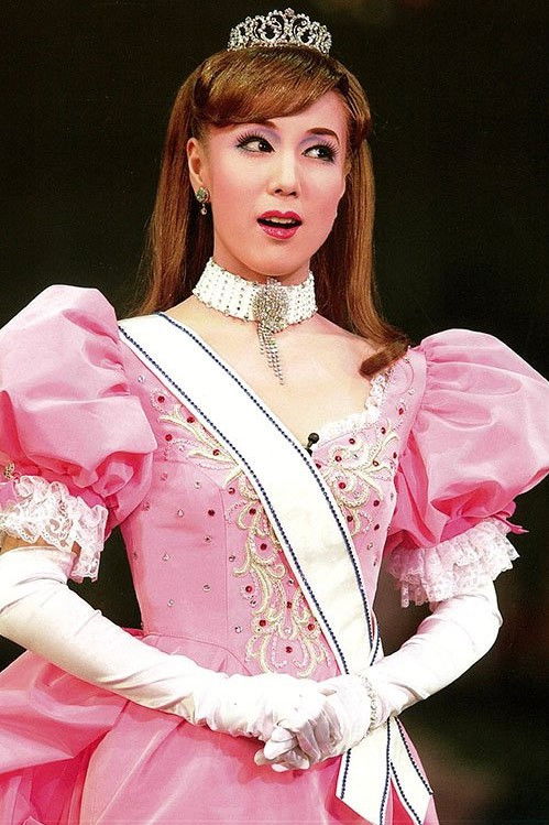 Fuzuki Miyo backdrop