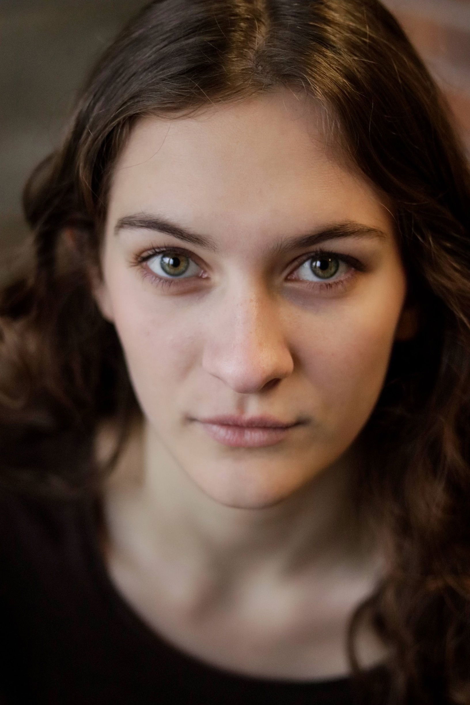 Amelia Mahrie backdrop