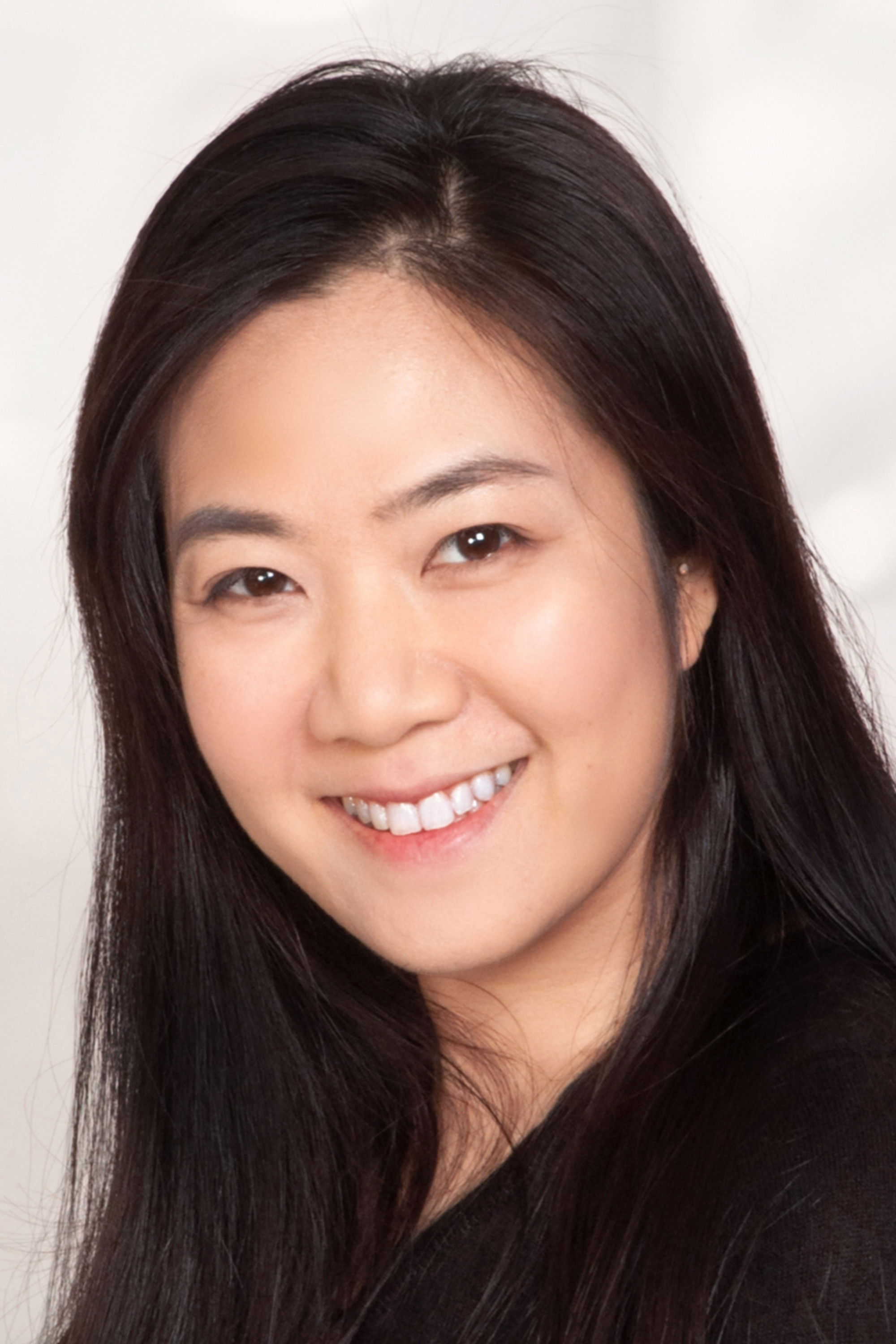 Abigail Lee backdrop