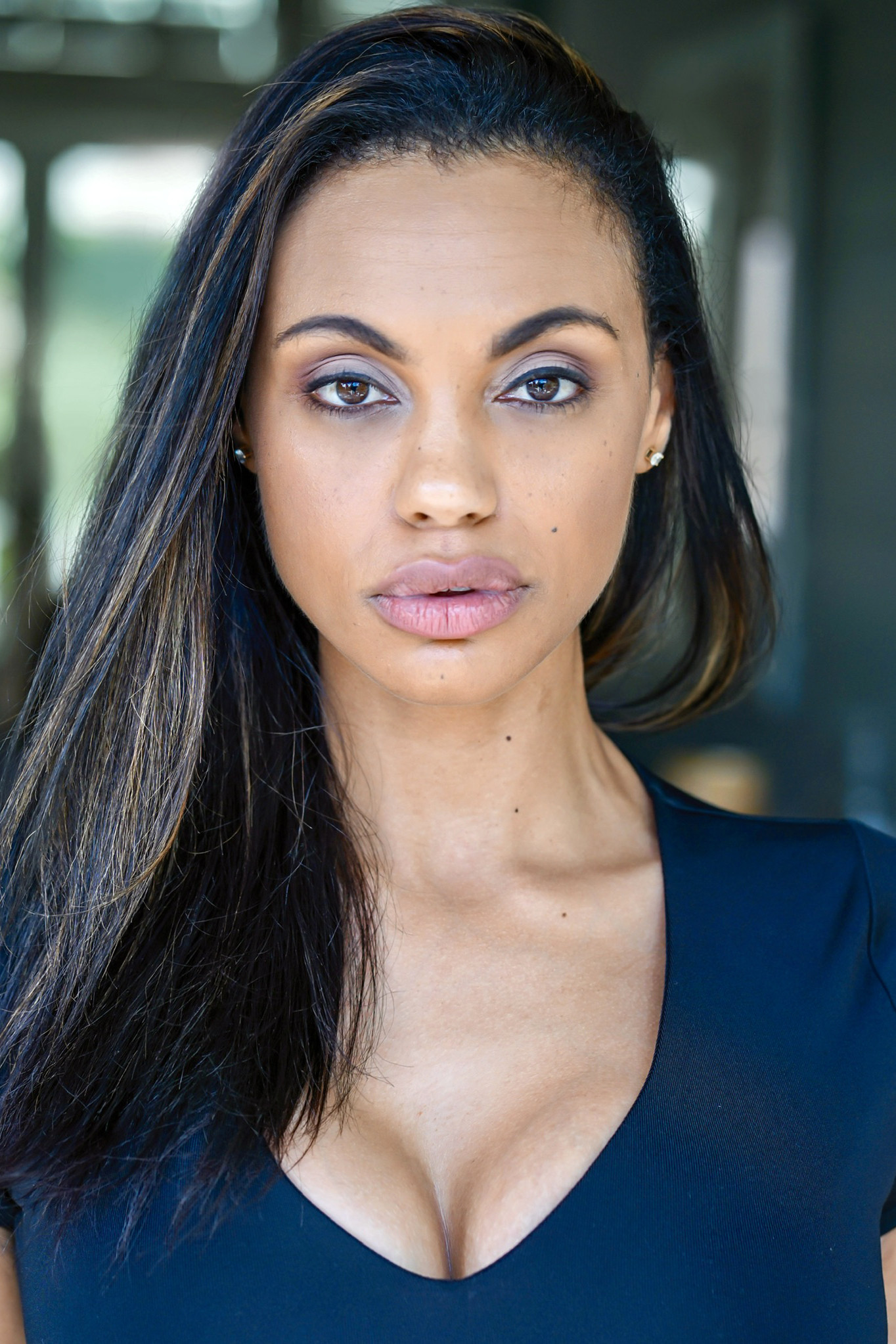 Brittany Altenbach backdrop