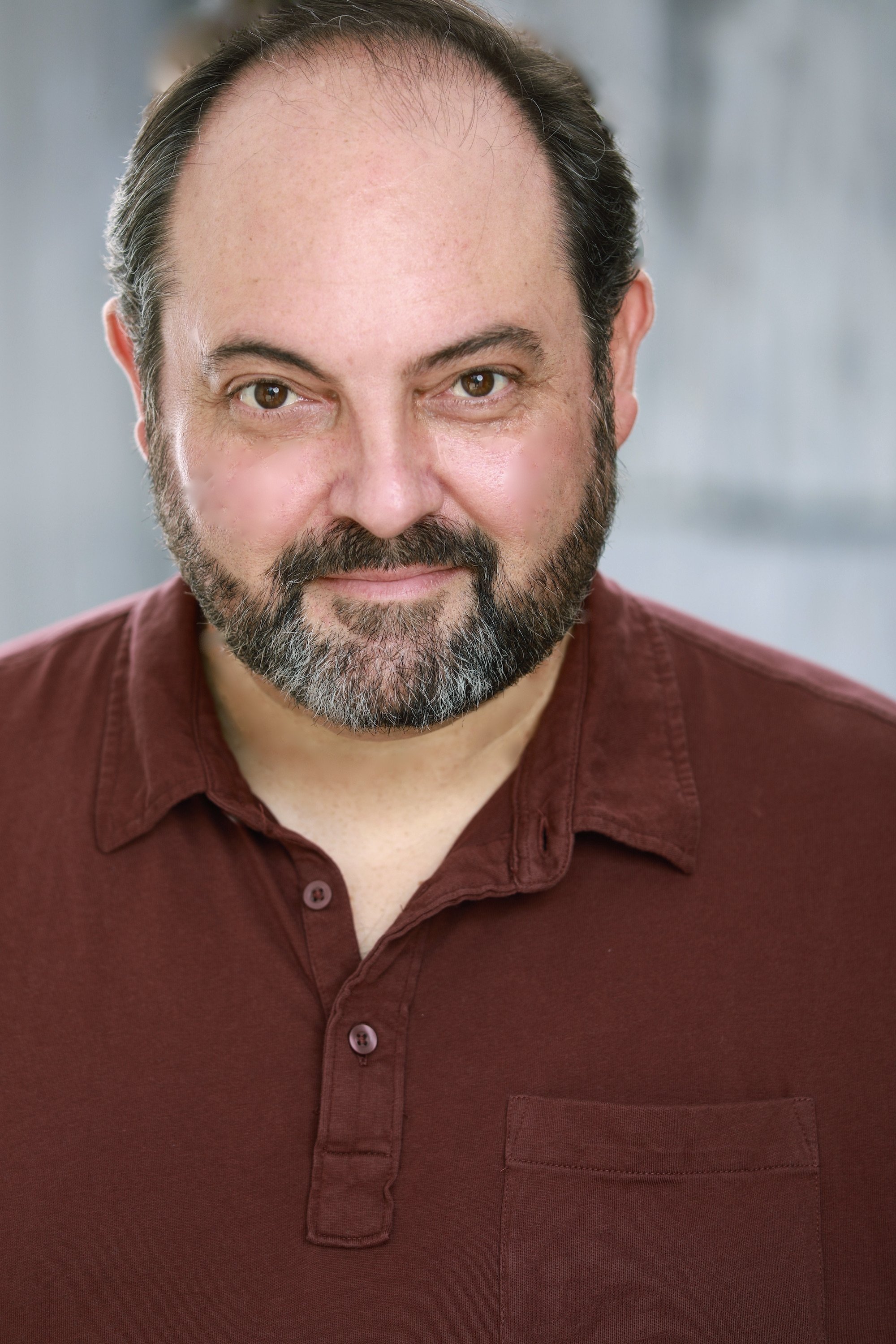 Roland Rusinek backdrop