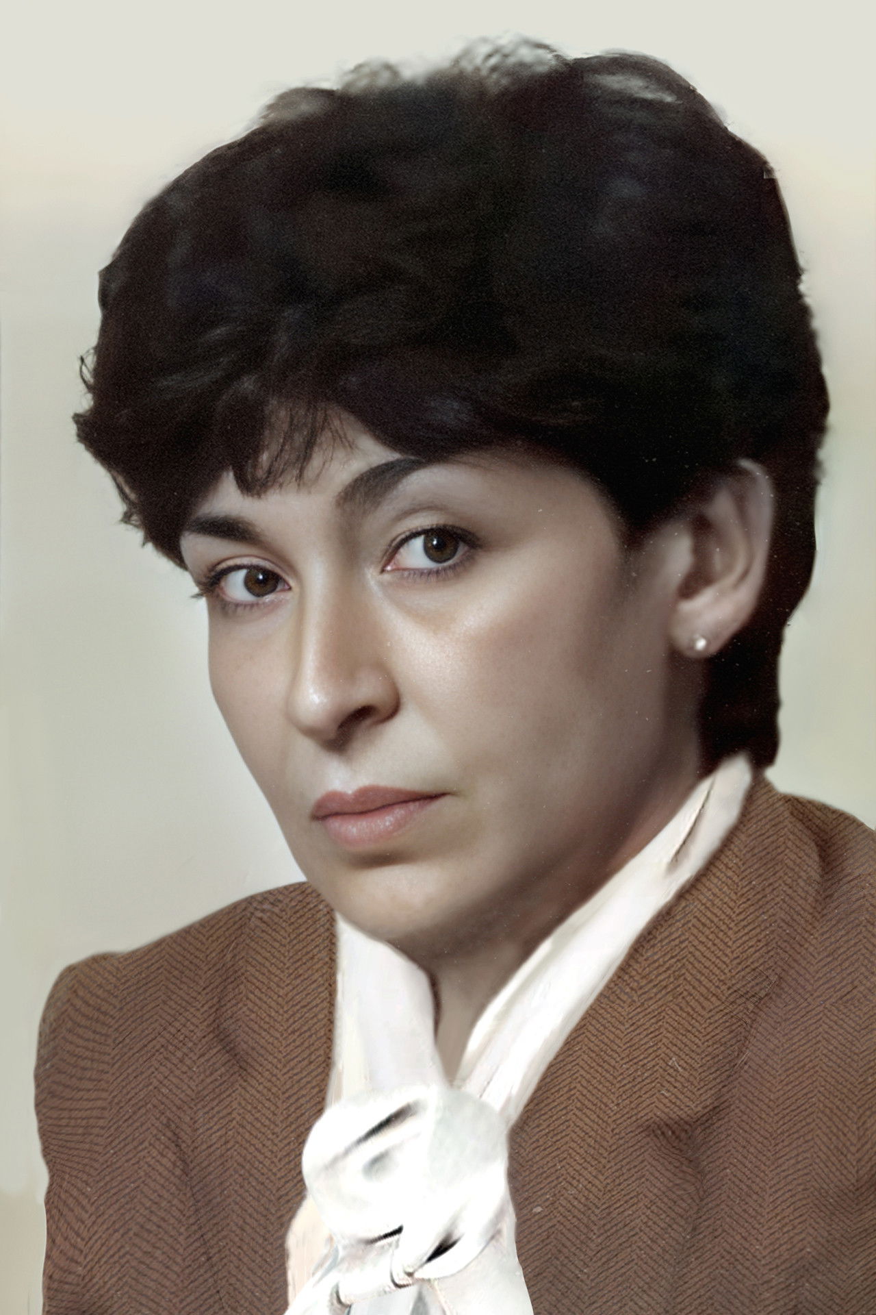 Mouny Berrah backdrop