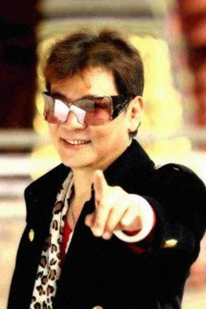 Jian Yuanxin backdrop