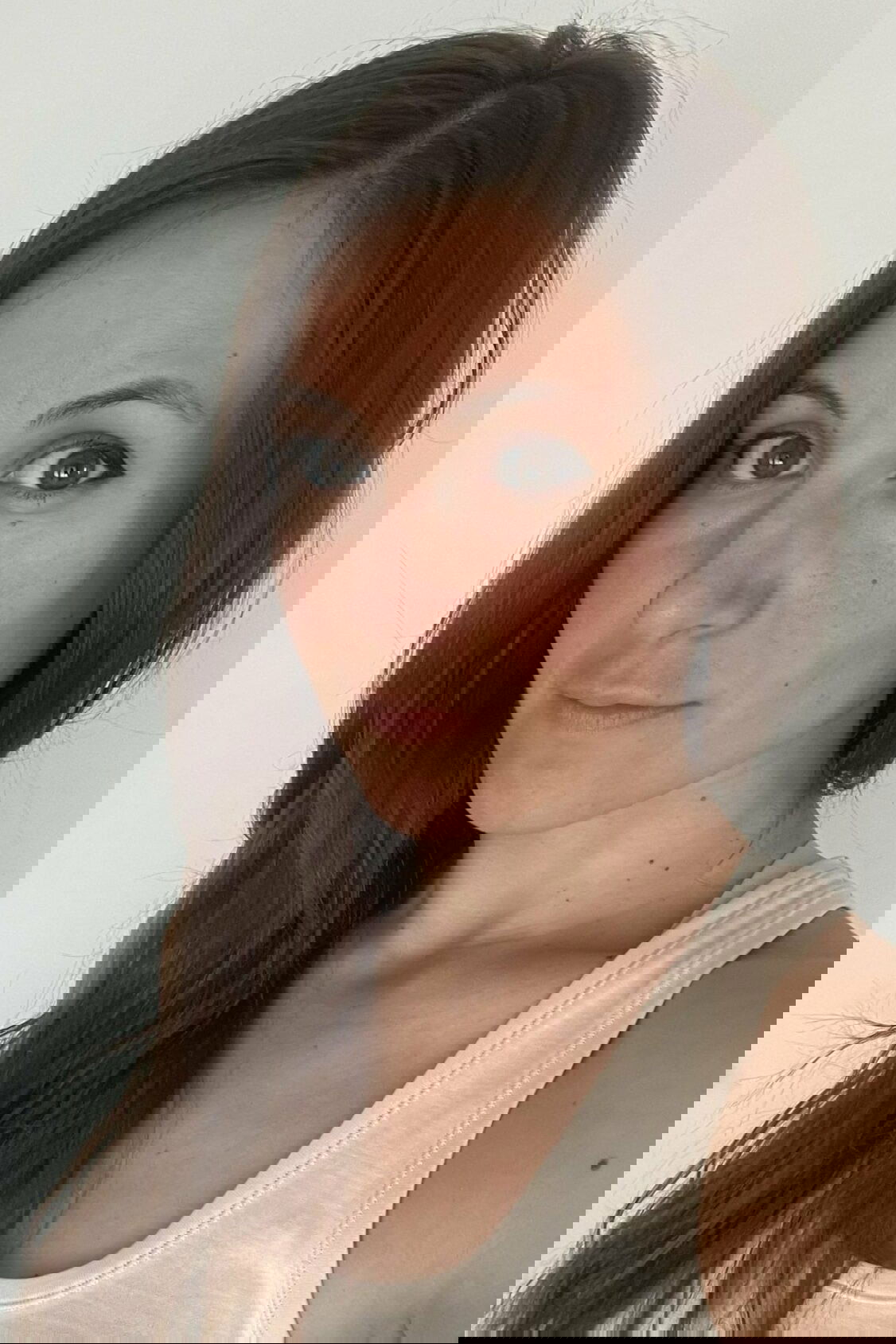 Estelle Piget backdrop