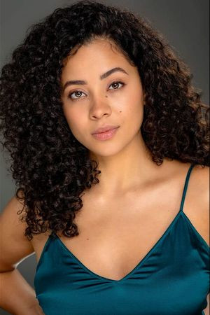 Raiany Silva backdrop