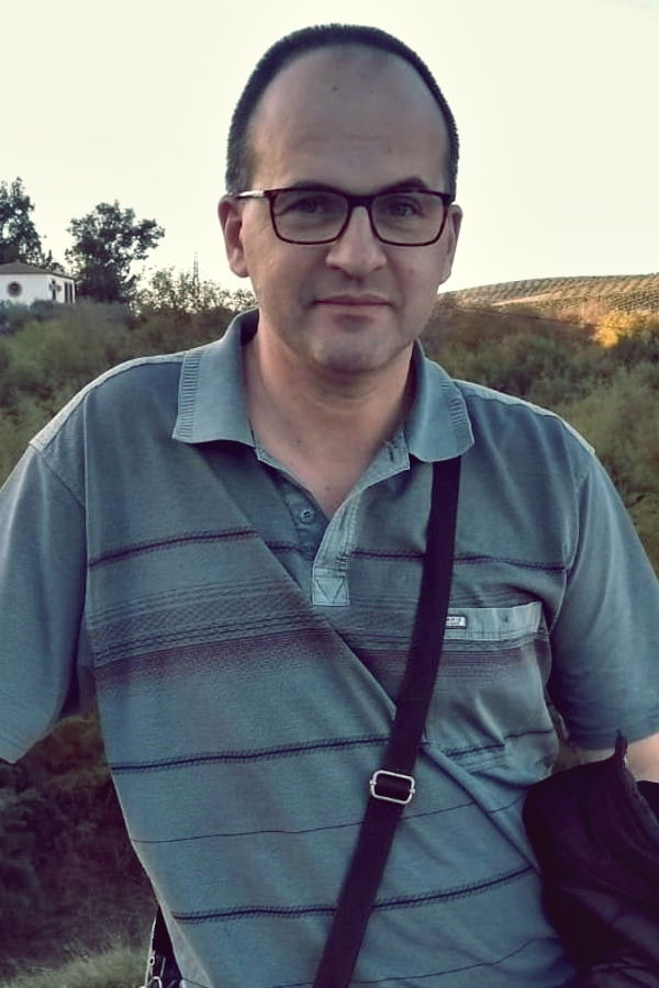 Alberto Noriega backdrop