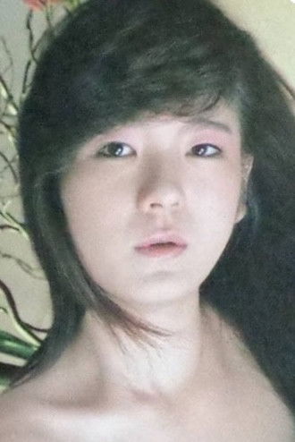 Mina Funayama backdrop