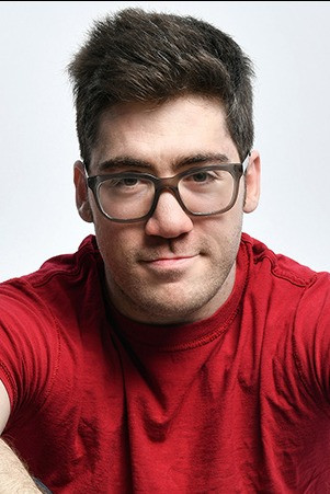 Aaron Simmonds backdrop