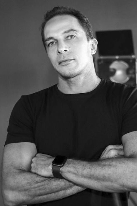 Ahmed Tarek backdrop