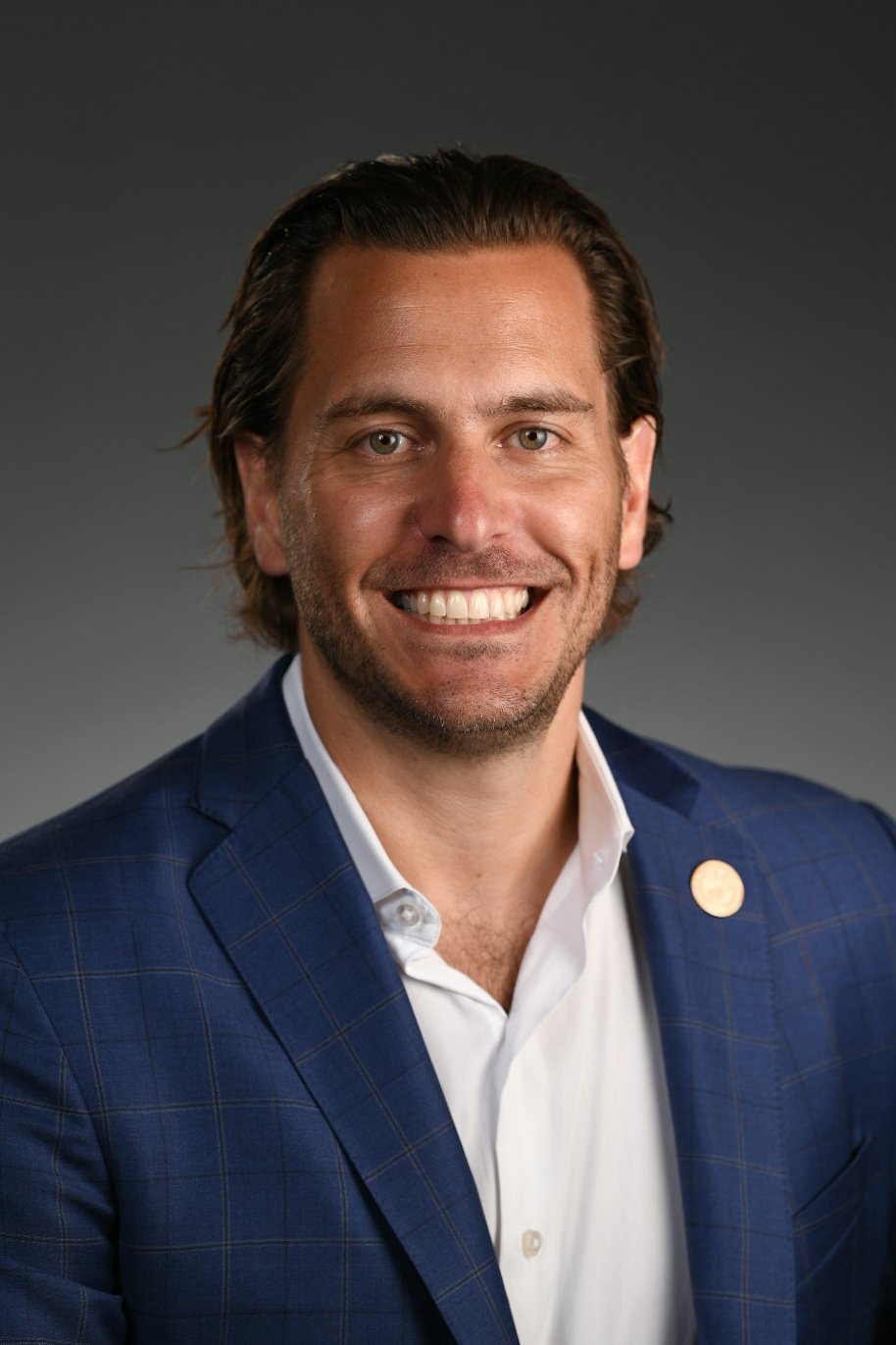 Danny Peykoff backdrop