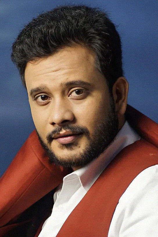 Manikandan Rajesh backdrop