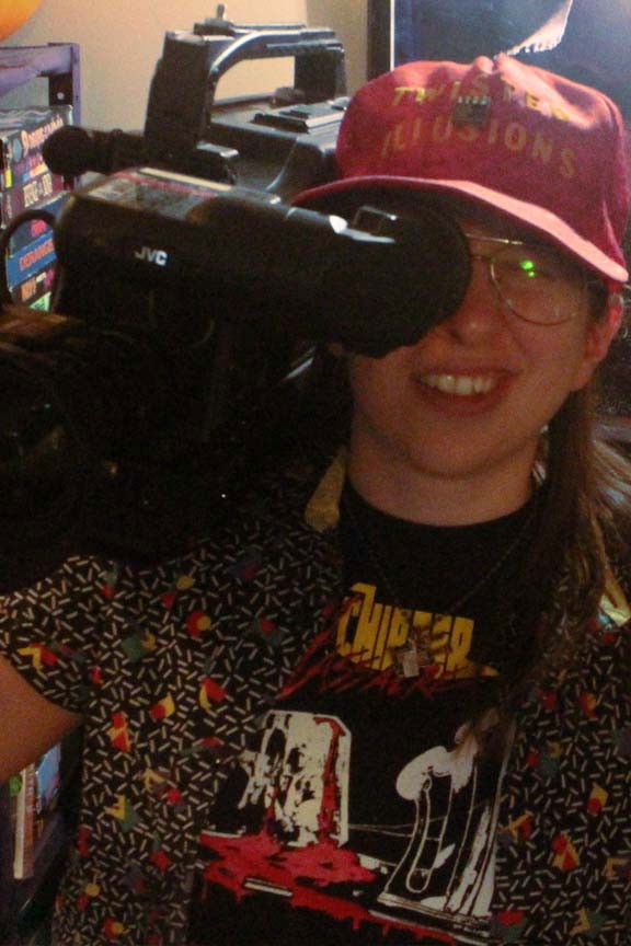 Susana Kapostasy backdrop