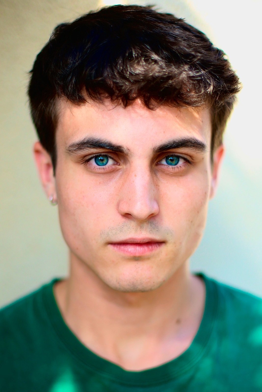 Julien de Saint Jean backdrop