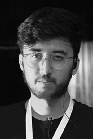 Rishi Manohar backdrop