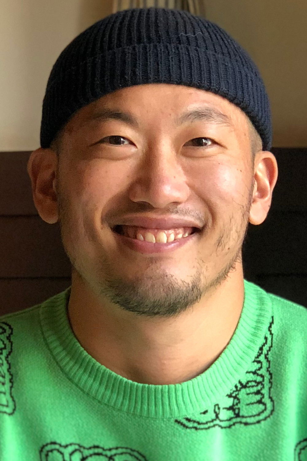 Lee Jong-hoon backdrop