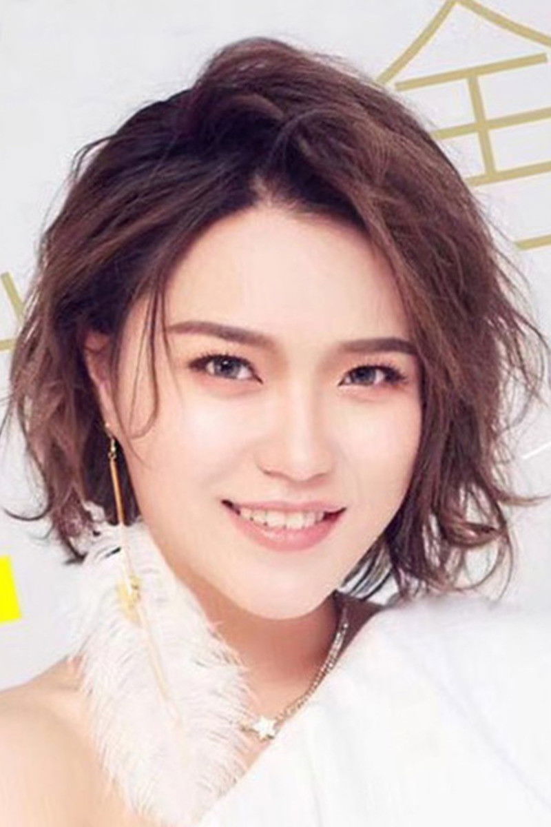 Zhuang Xinyan backdrop