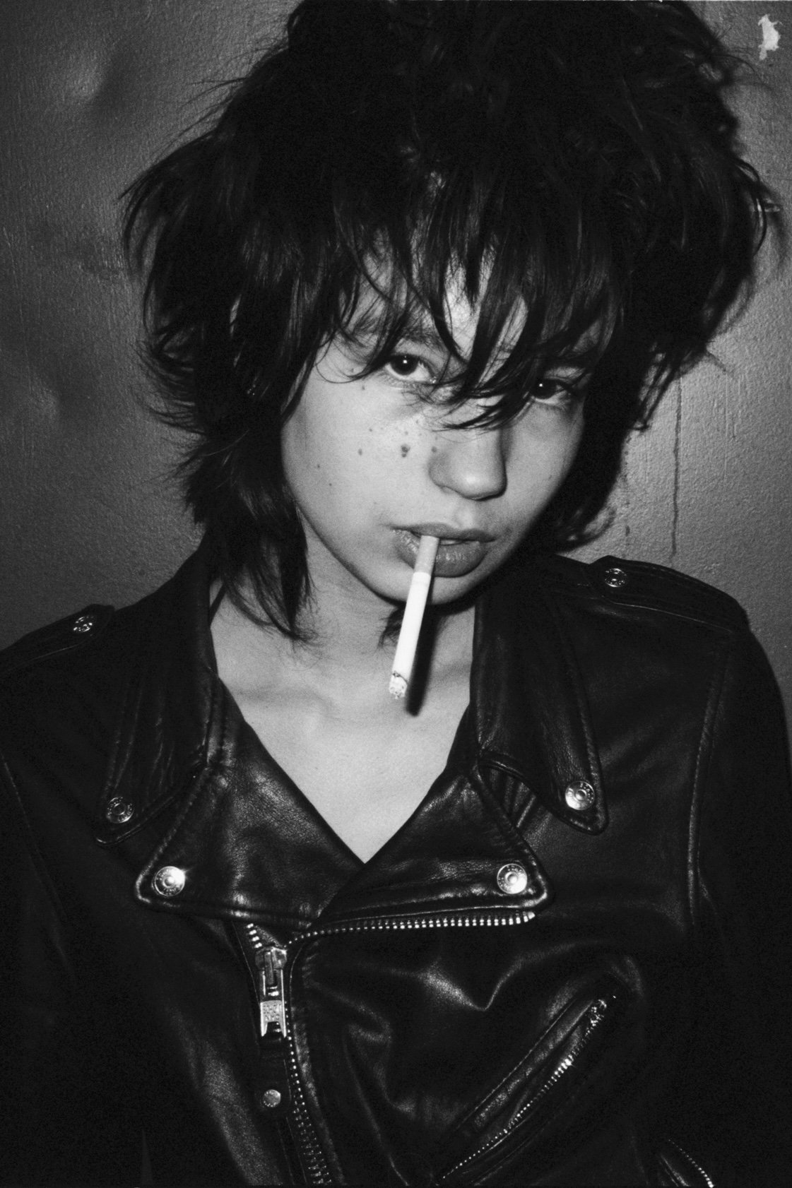 Eva Yelmani backdrop