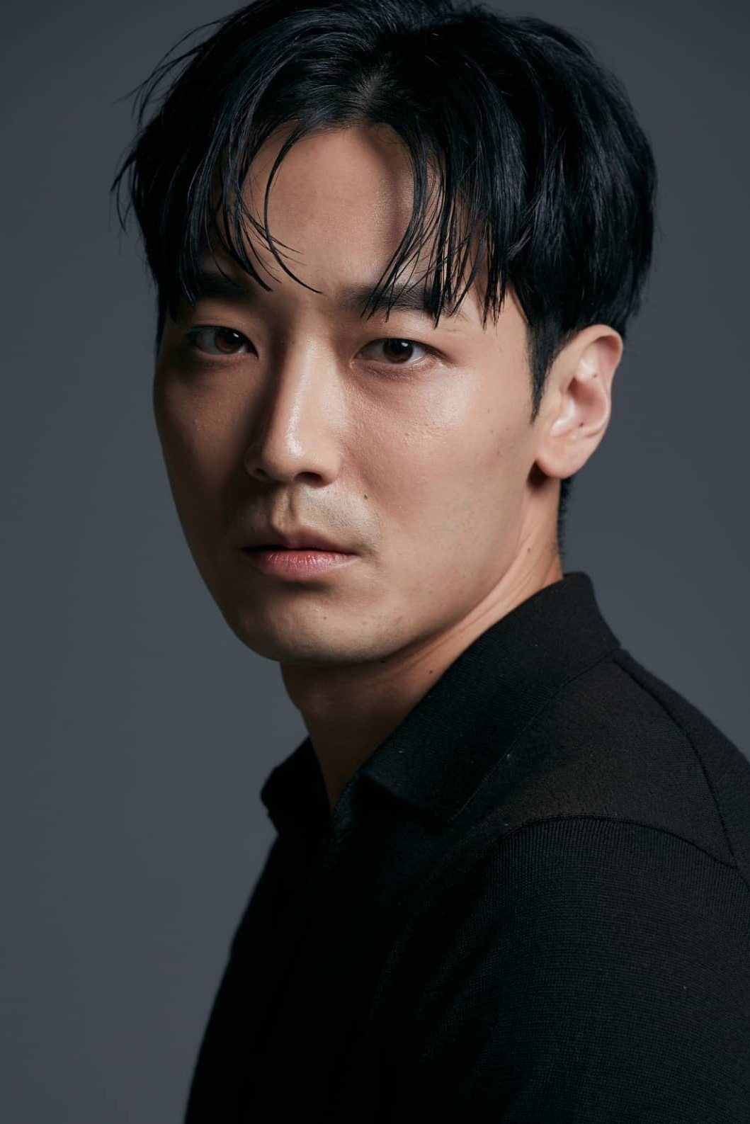 Yoo Byung-hoon backdrop