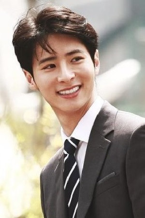 Ahn Dae Kyum backdrop