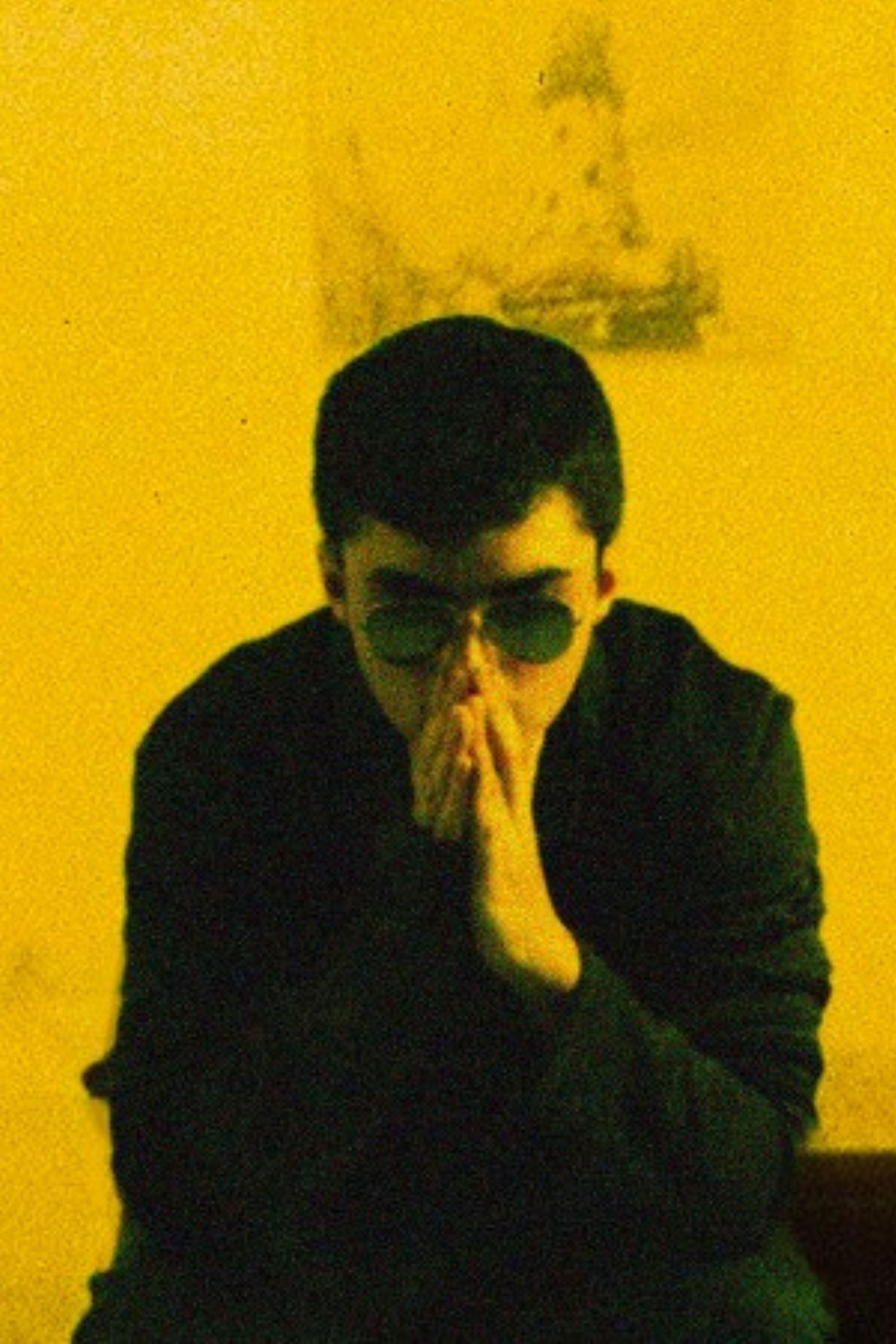 Gabriel Saraiva backdrop