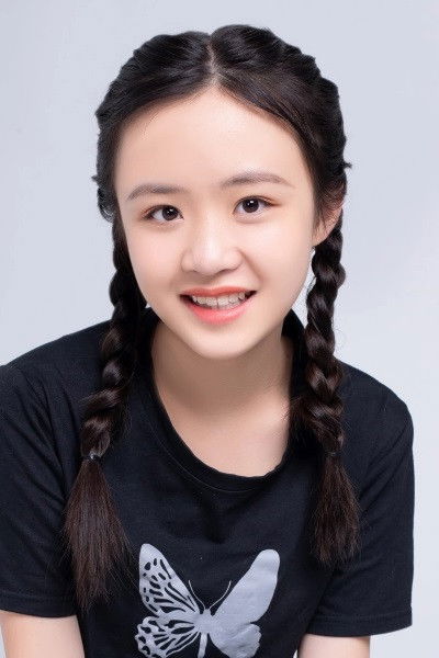 Feng You Ran backdrop