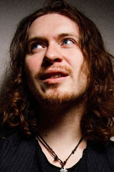 Matt George Lovett backdrop