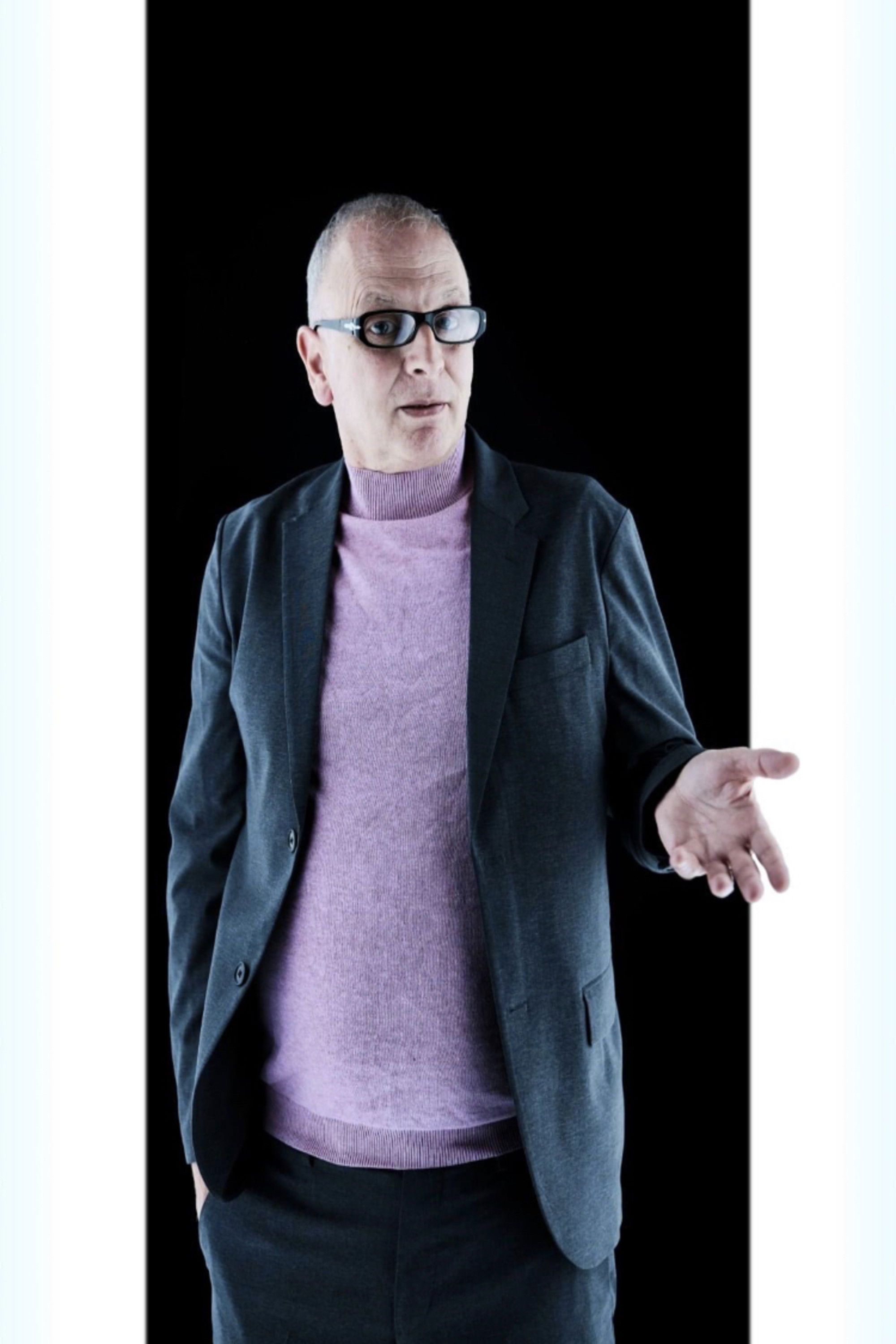 Thierry Fohrer backdrop