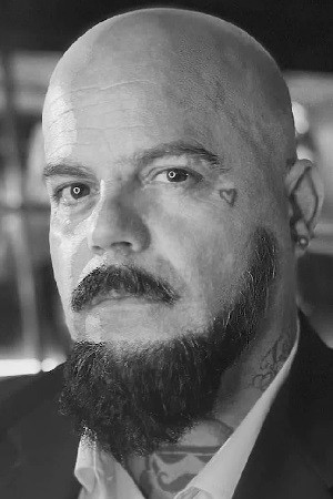 Simon Ellis backdrop