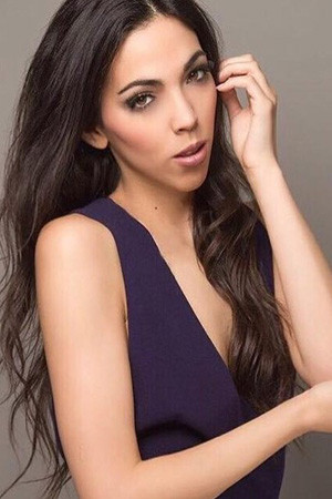 Dana Langshaw backdrop