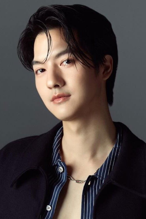 Gap Kittichat Techahuasing backdrop