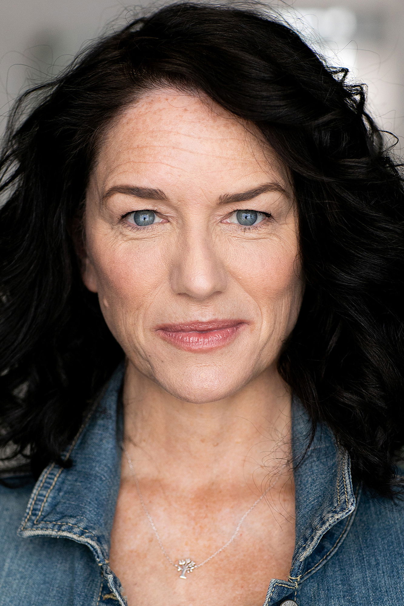 Maria Pinsent → Marija Pinsent backdrop