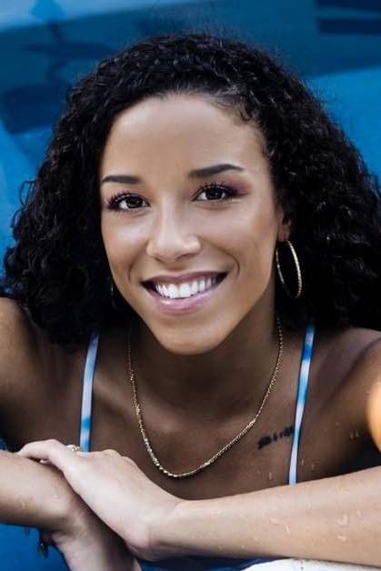 Sydney Spaulding backdrop