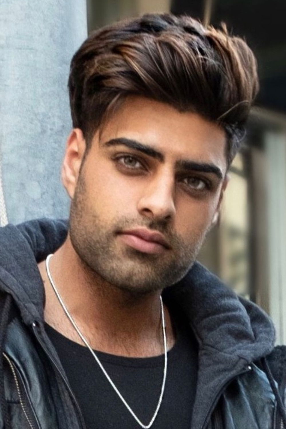 Shoraye Khatter backdrop