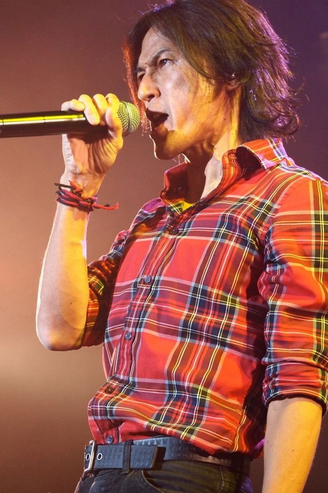 Koshi Inaba backdrop