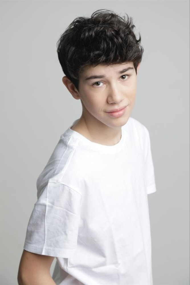 Eliott Hirsbein backdrop