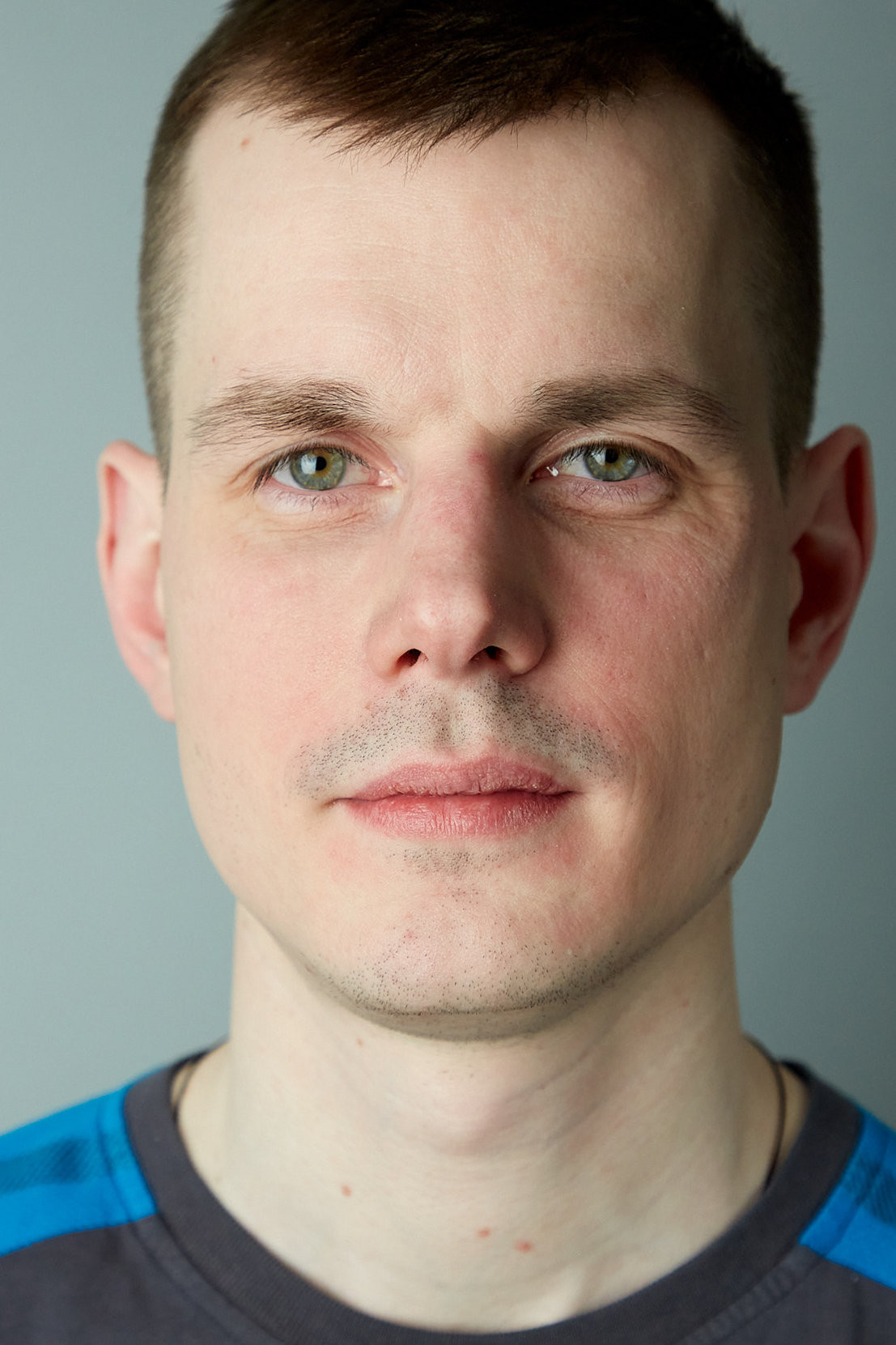 Oleg Lazarev backdrop