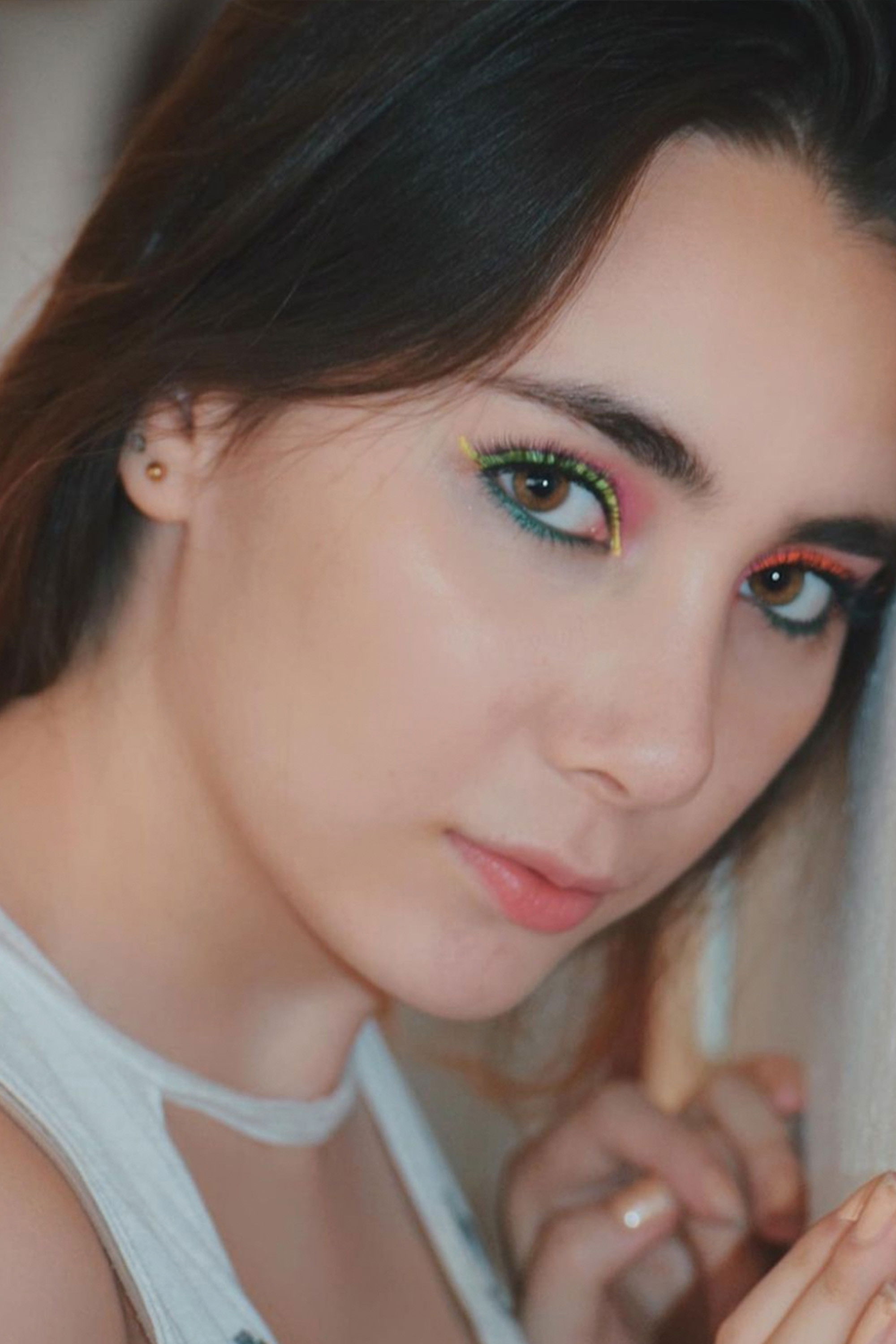 Fernanda Mavelik backdrop