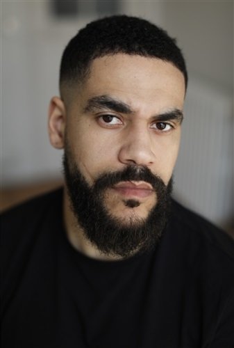 Dylan Louhoungou backdrop