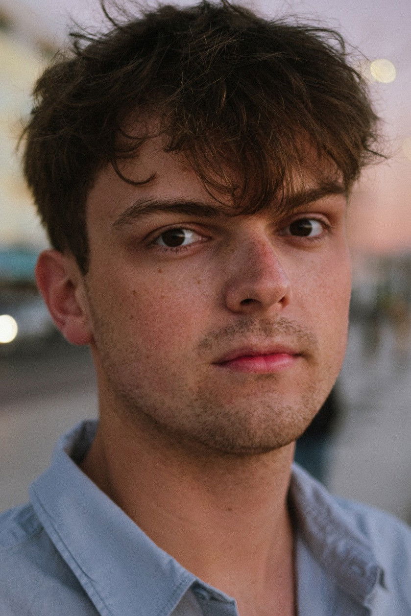 Filip Tkáč backdrop