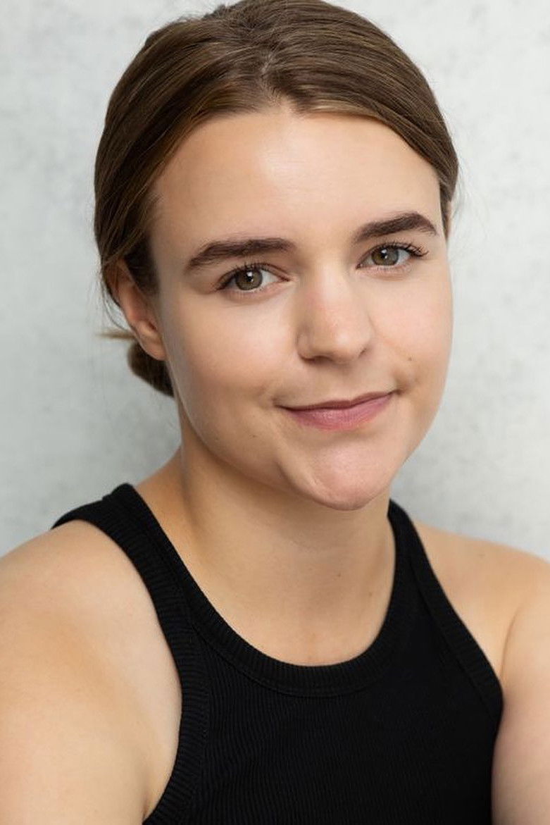 Eva Gaynor-Smith backdrop