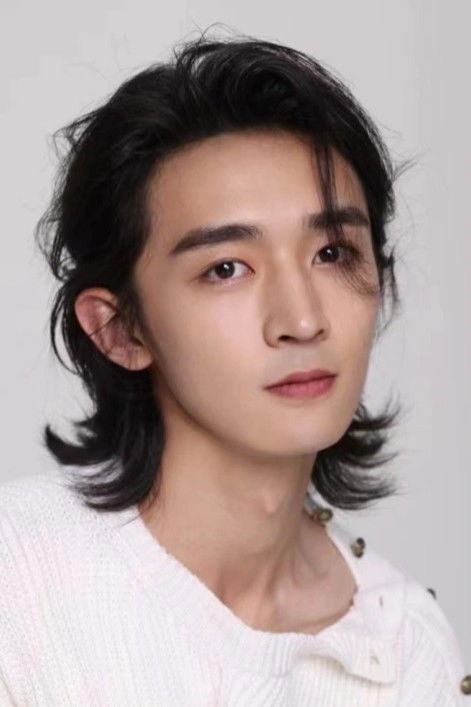 Gong Zhengye backdrop