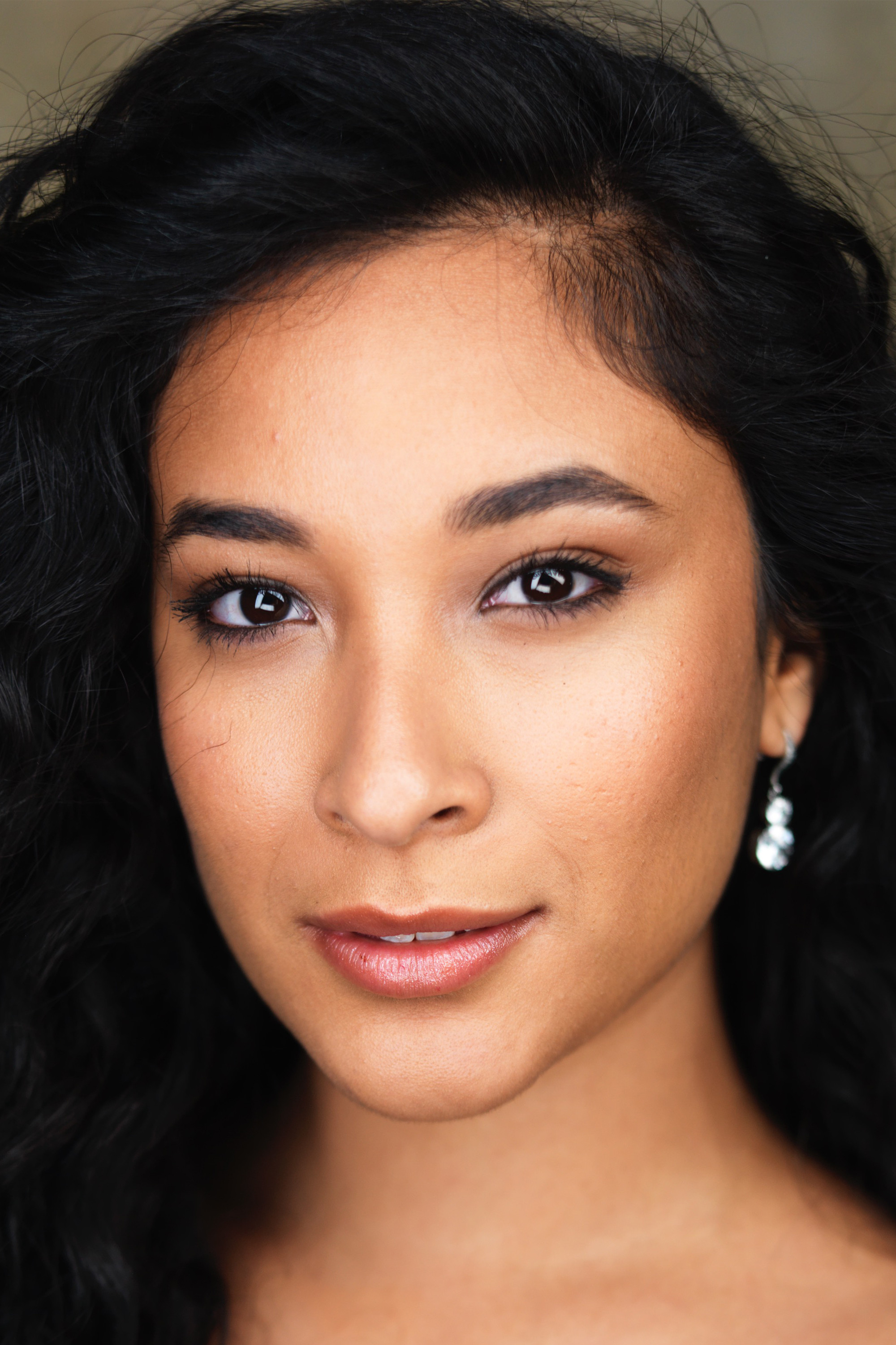 Mildred R. Gil backdrop