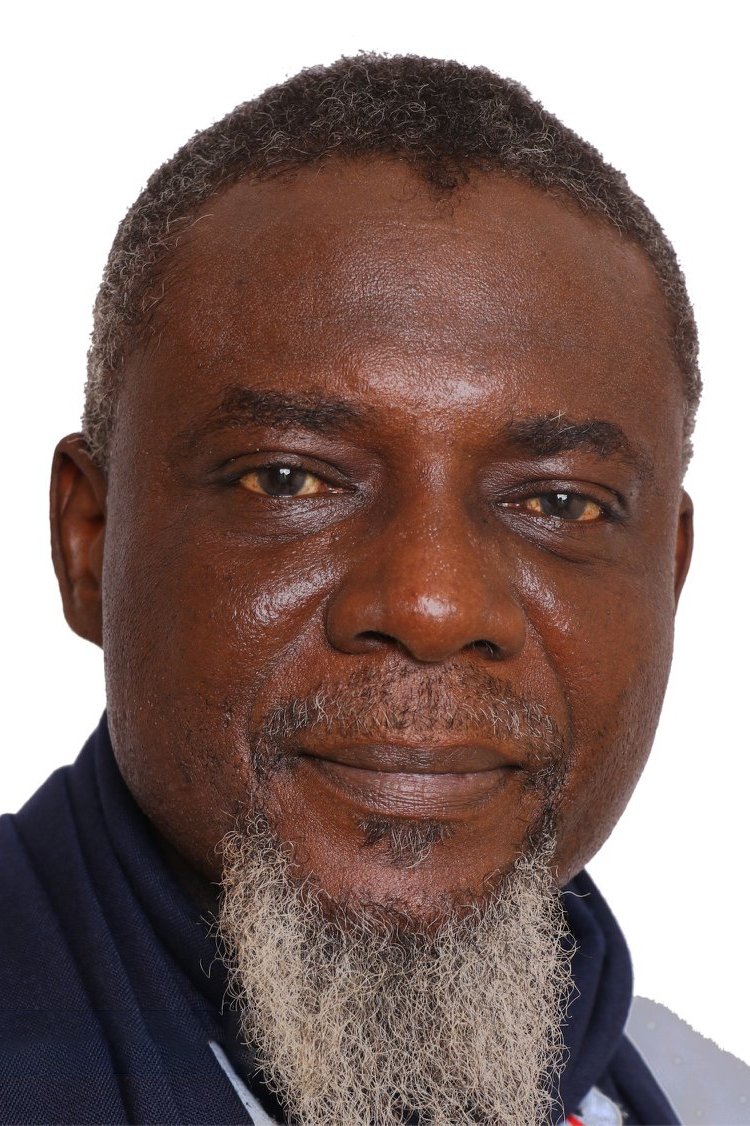 Ildevert Méda backdrop