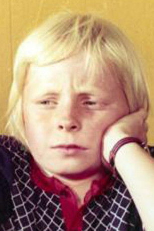 Lars Herrmann backdrop