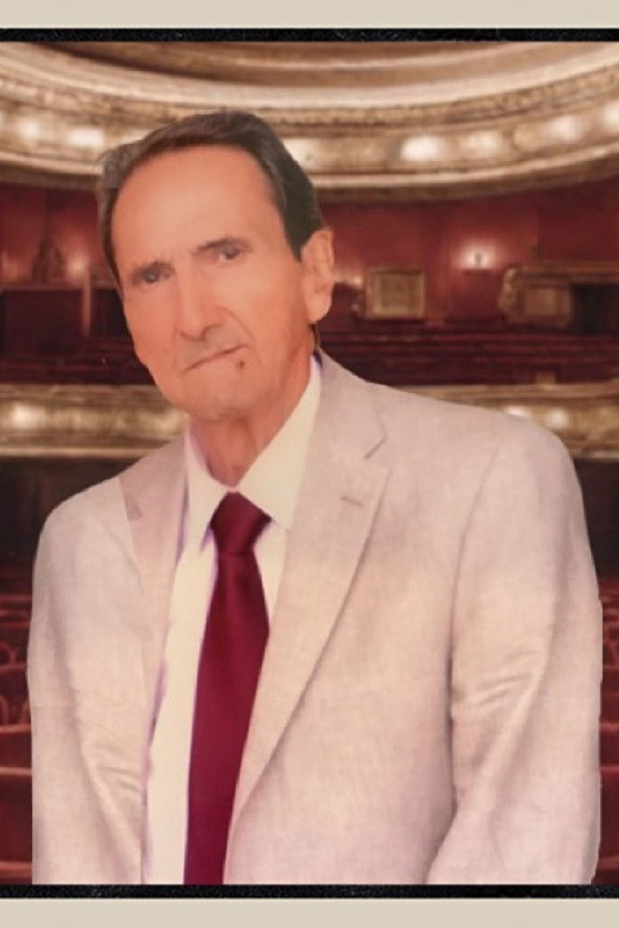 Enrique Guillermo Ruiz de la Torre backdrop