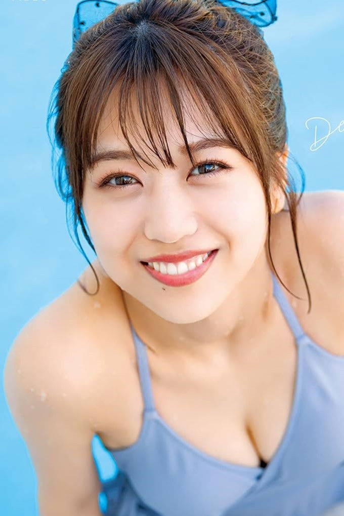 Ayana Shinozaki backdrop