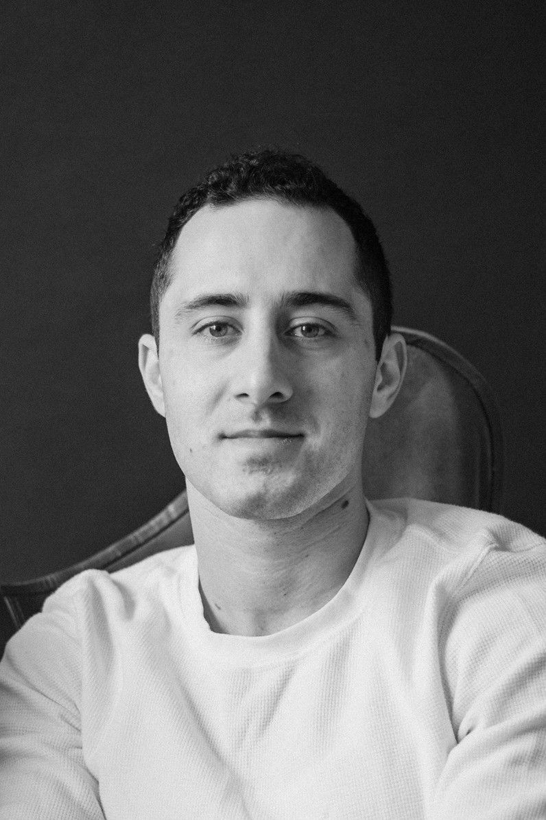 Maxwell Gallo backdrop